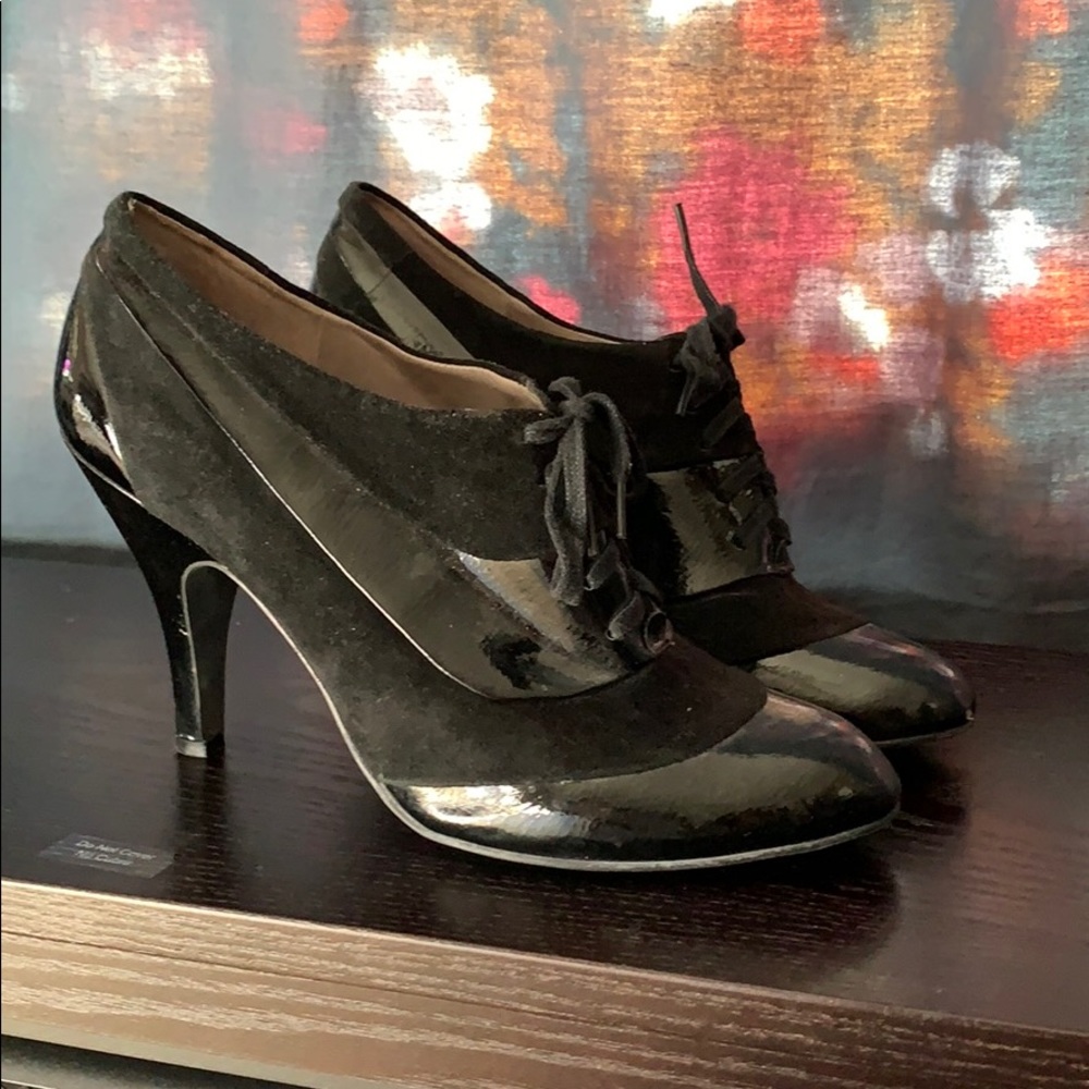 Nine West lace up heels
